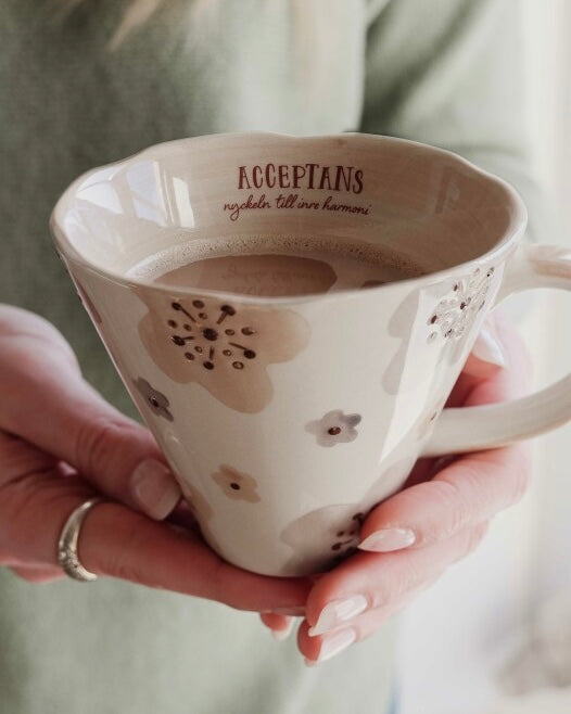 Mugg acceptans inre harmoni Taupe