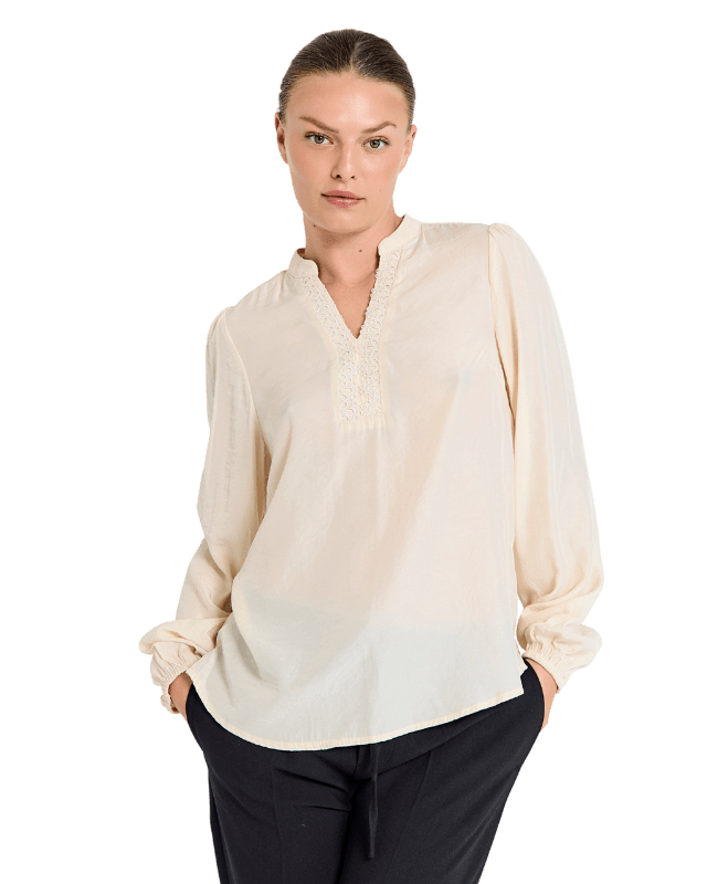 FQTESSY Blus Offwhite