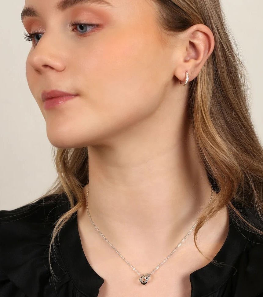 Örhänge Elaine small ring Silver